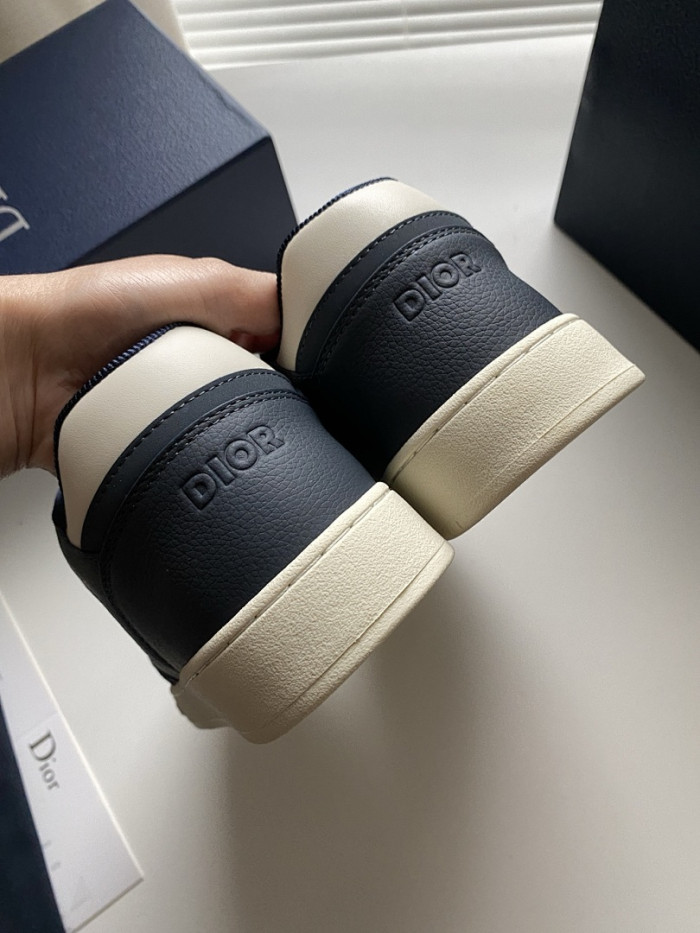 D10R B27 LOW SNEAKER