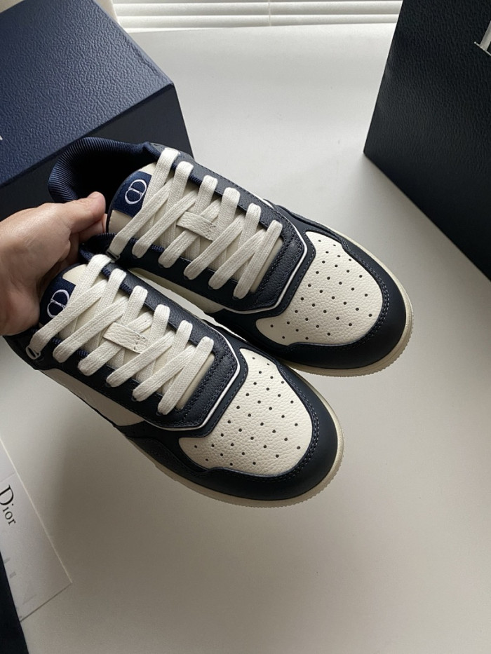 D10R B27 LOW SNEAKER
