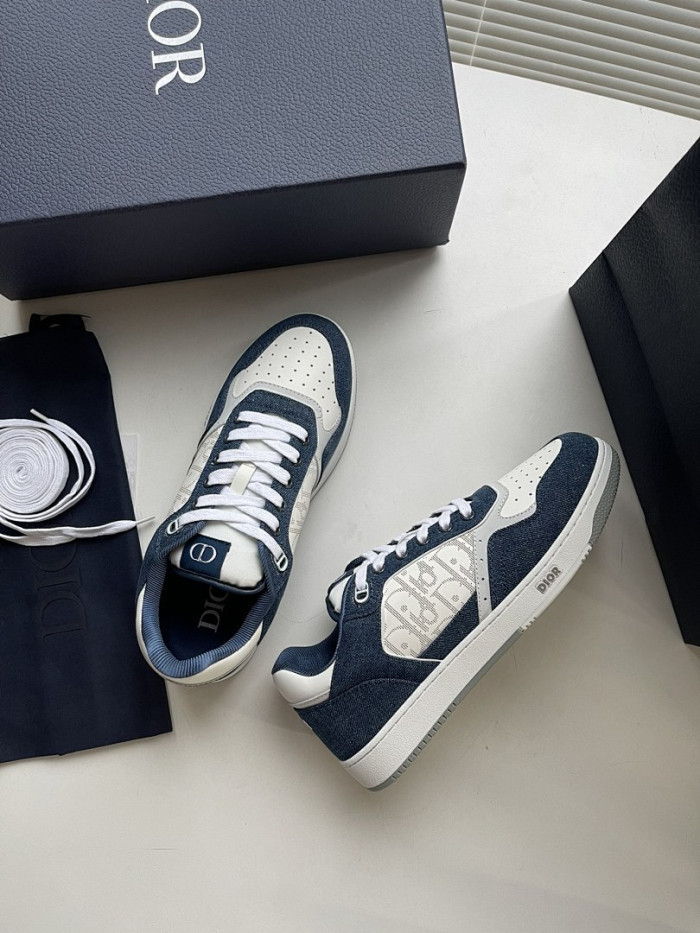 D10R B27 LOW SNEAKER