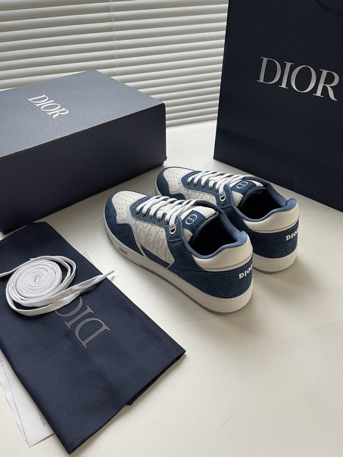 D10R B27 LOW SNEAKER