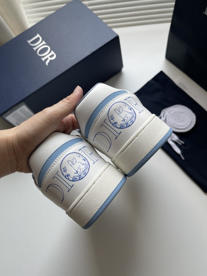 D10R B27 LOW SNEAKER