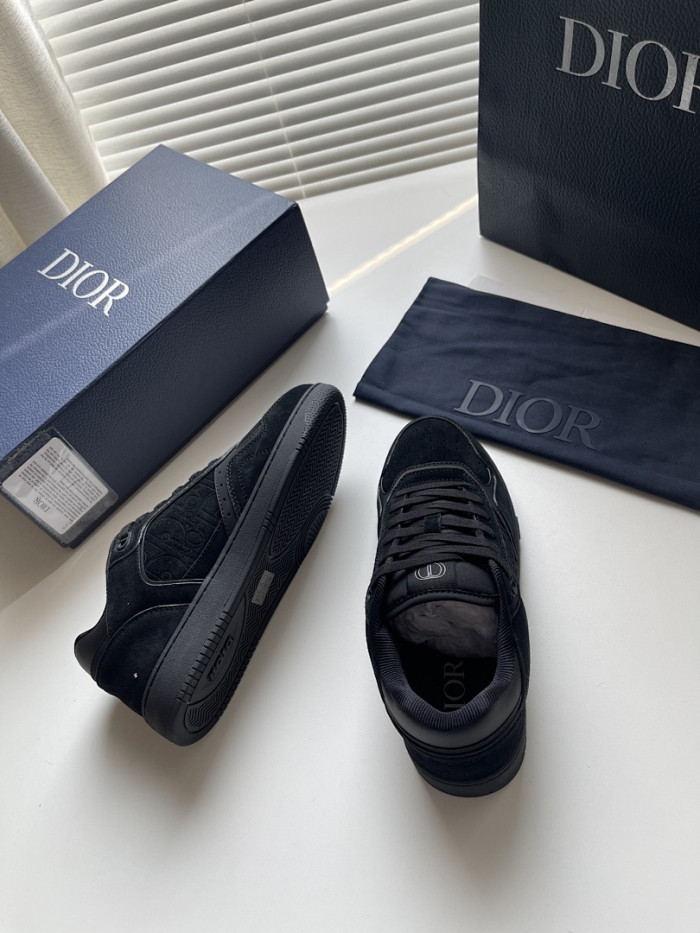 D10R B27 LOW SNEAKER