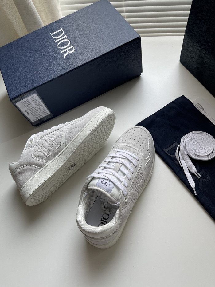 D10R B27 LOW SNEAKER