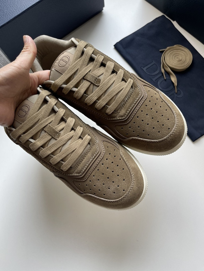 D10R B27 LOW SNEAKER