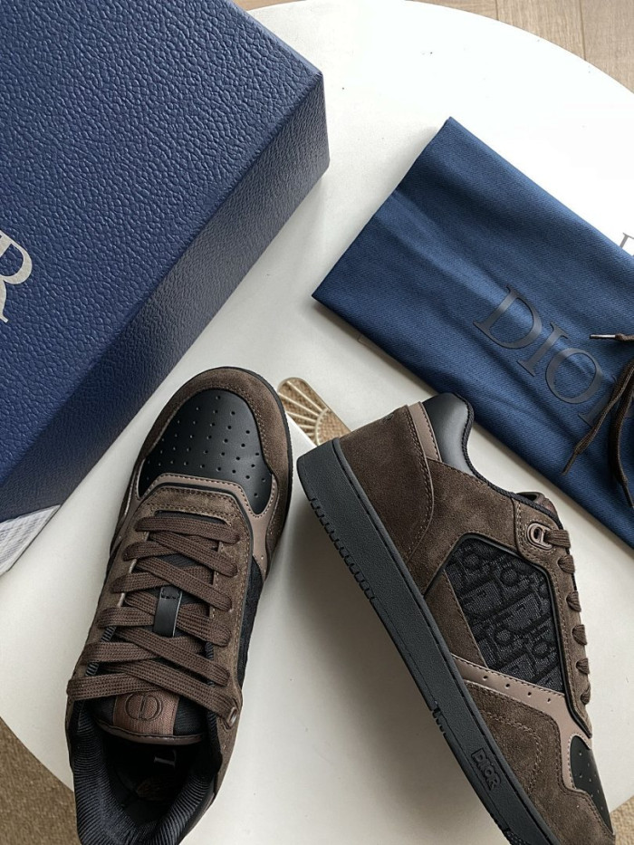 D10R B27 LOW SNEAKER