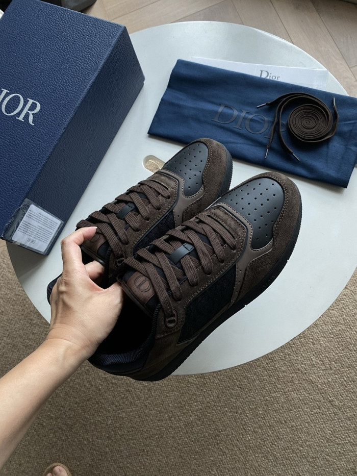 D10R B27 LOW SNEAKER