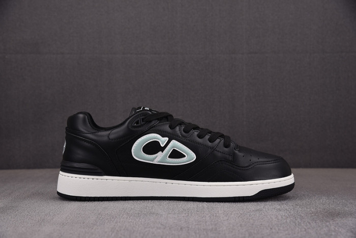 D10R B57 LOW SNEAKER