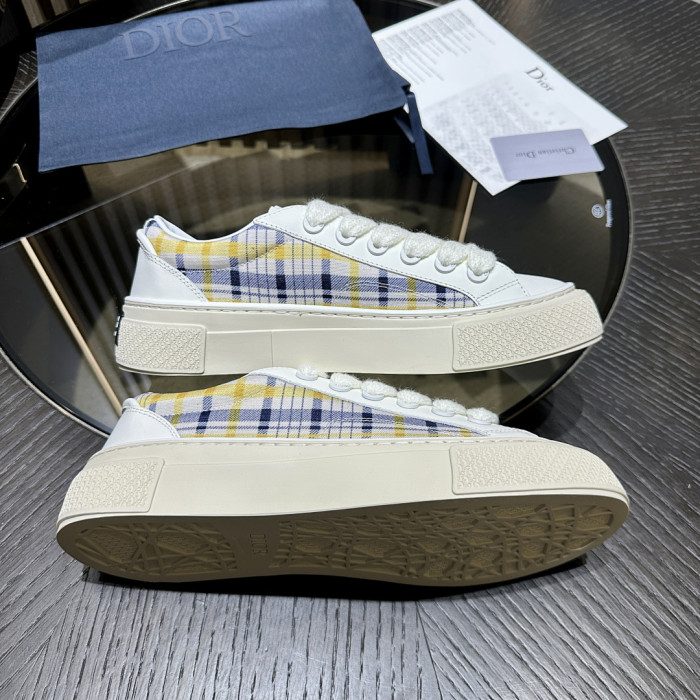 D10R SNEAKER