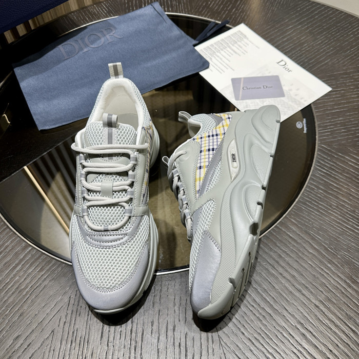 D10R SNEAKER