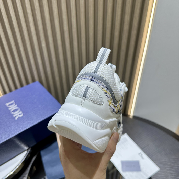 D10R SNEAKER