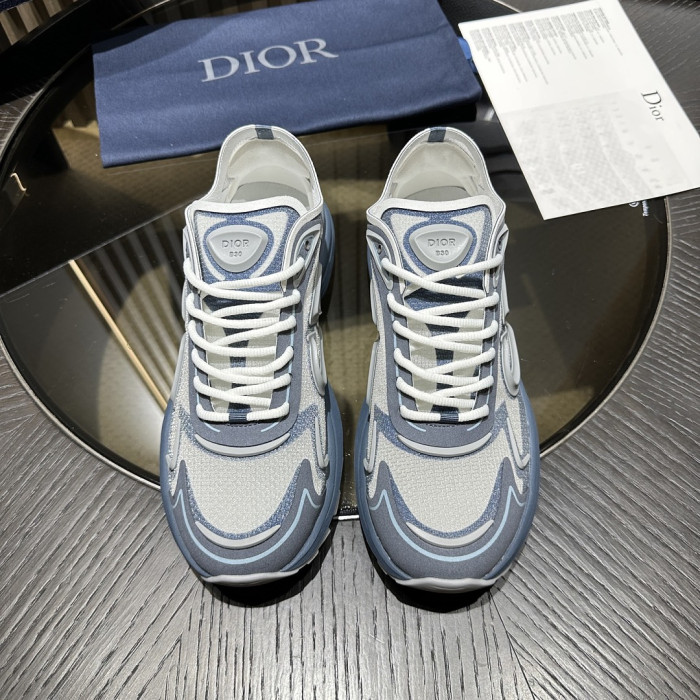 D10R SNEAKER