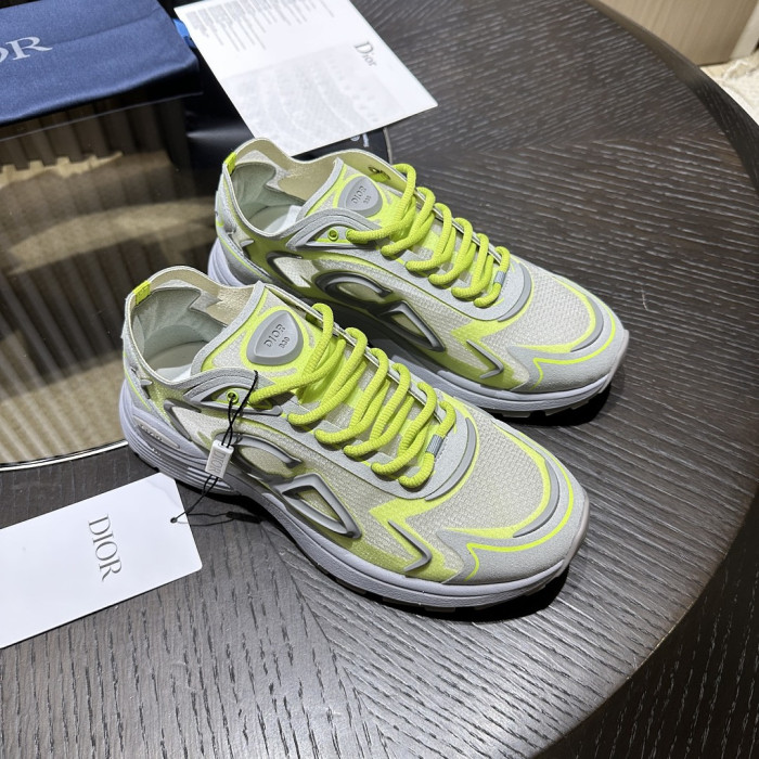 D10R SNEAKER