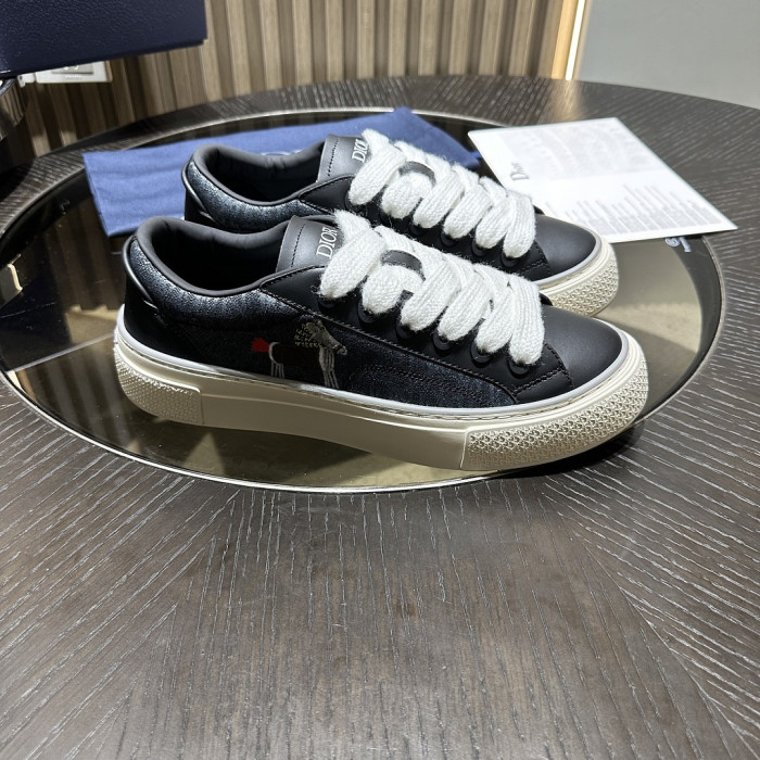 D10R SNEAKER