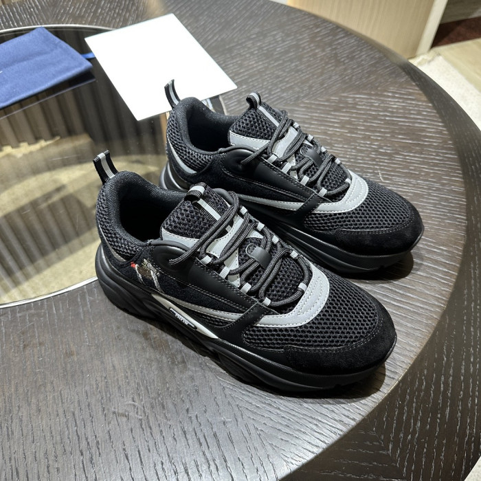 D10R SNEAKER