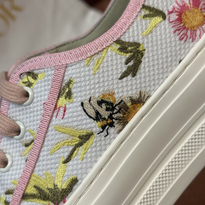 D10R SNEAKER