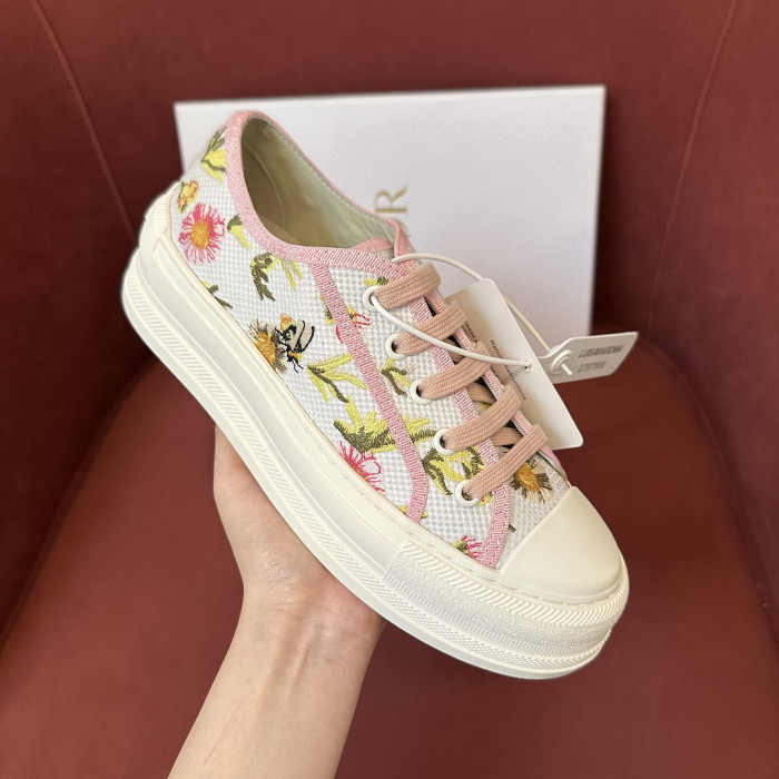 D10R SNEAKER