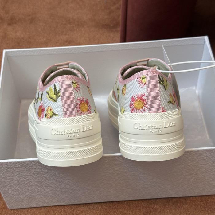 D10R SNEAKER