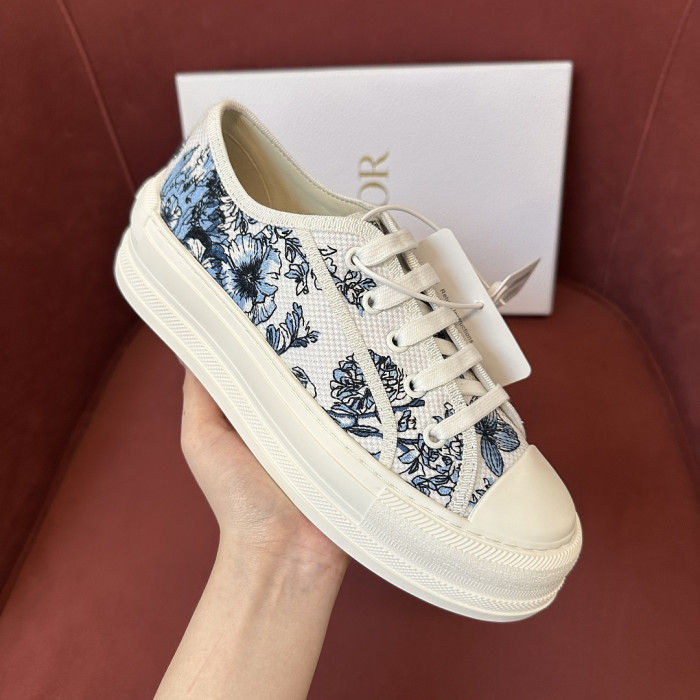 D10R SNEAKER