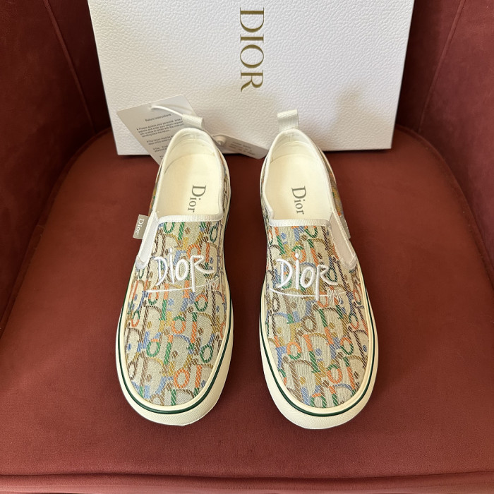D10R SNEAKER