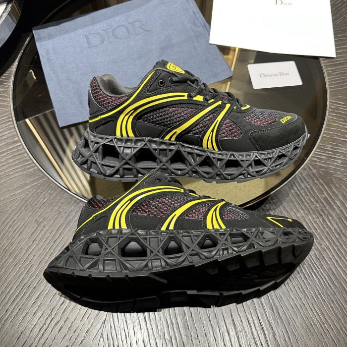 D10R SNEAKER