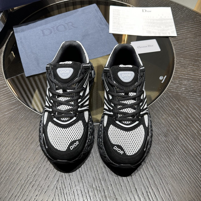 D10R SNEAKER