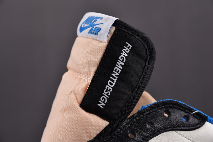 TRAVIS SCOTT X FRAGMENT X AIR JORDAN 1 LOW OG DM7866-140