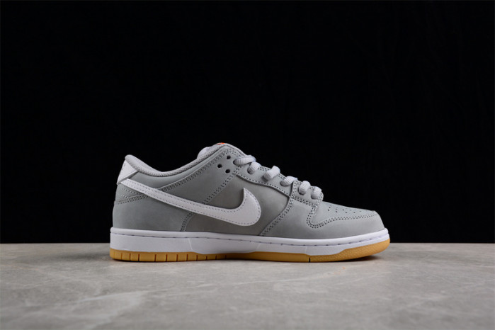 Nike SB Dunk Low “Grey Gum” DV5464-001