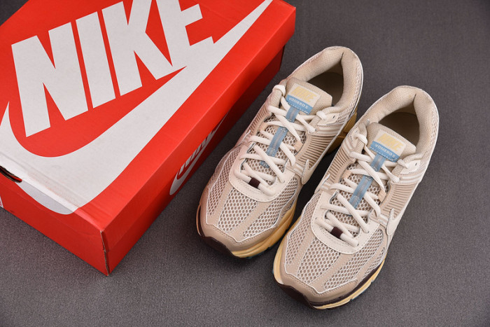 Nike Zoom Vomero 5 Oatmeal (Women