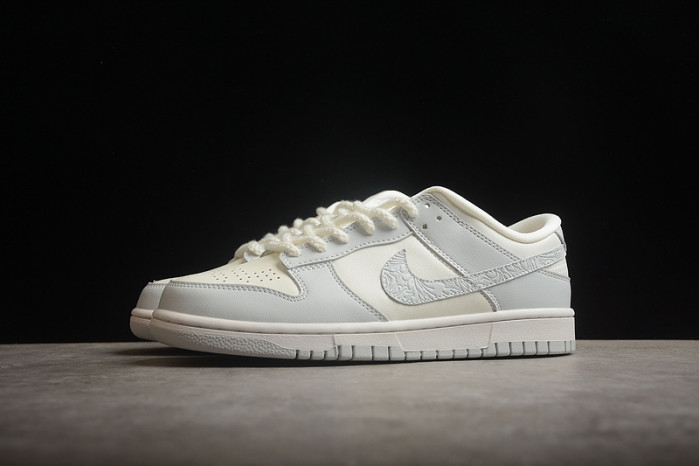 NIKE DUNK LOW NEEDLEWORK FJ4553-133