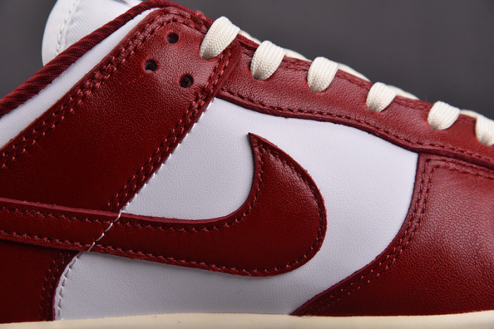 WMNS NK Dunk Low PRM “Team Red and White” FJ4555-100