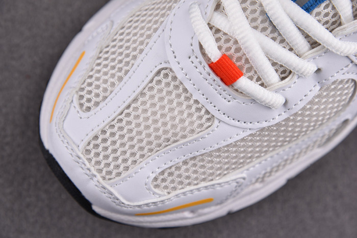 NK Air Zoom Vomero 5 FN3446-111