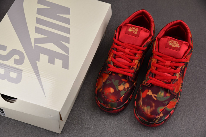 The Wizard of Oz x Nike SB Dunk Low FZ1291-600