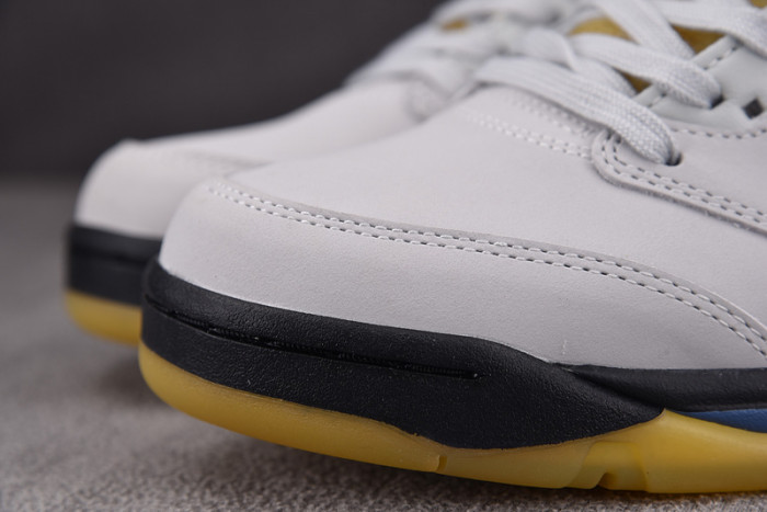 A Ma Maniere x Air Jordan 5 Diffused Blue (Women