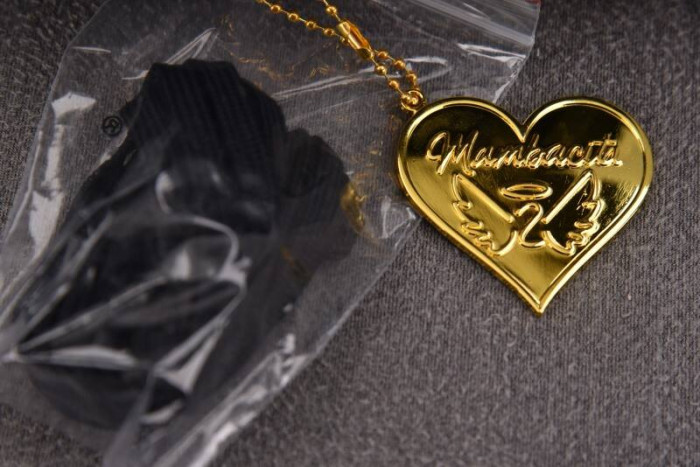 Nike Kobe 9 EM Low Protro Mambacita  FZ7333-002