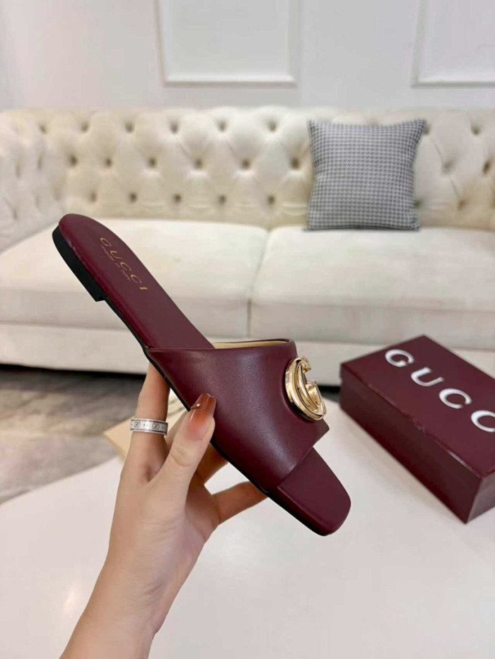 GUI SANDAL