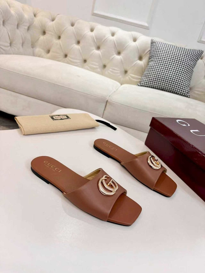 GUI SANDAL
