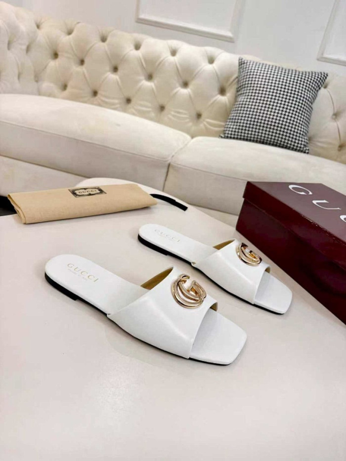 GUI SANDAL