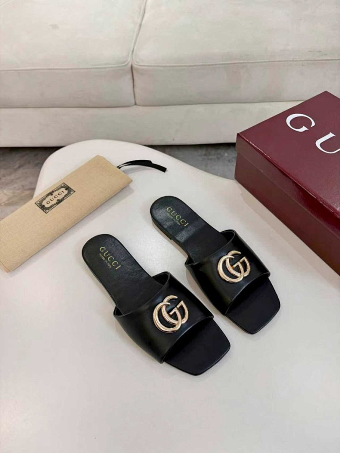GUI SANDAL