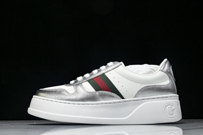 GUI SNEAKER