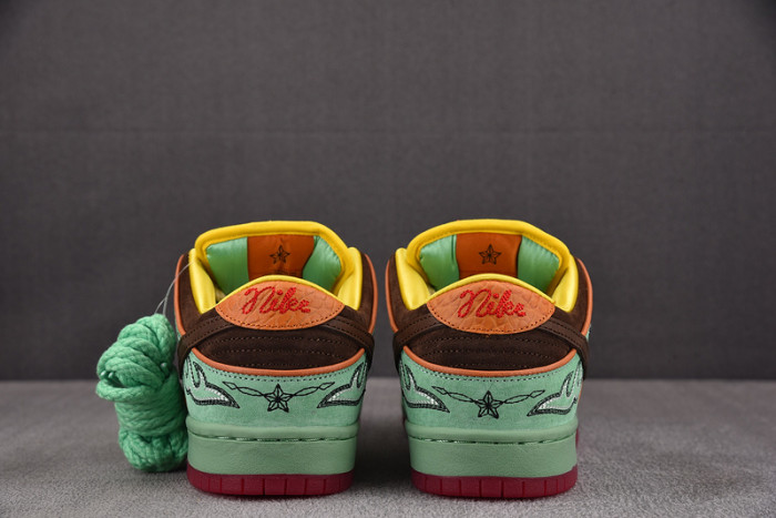 Nike SB Dunk Low Rodeo Tourmaline  HF3058-300