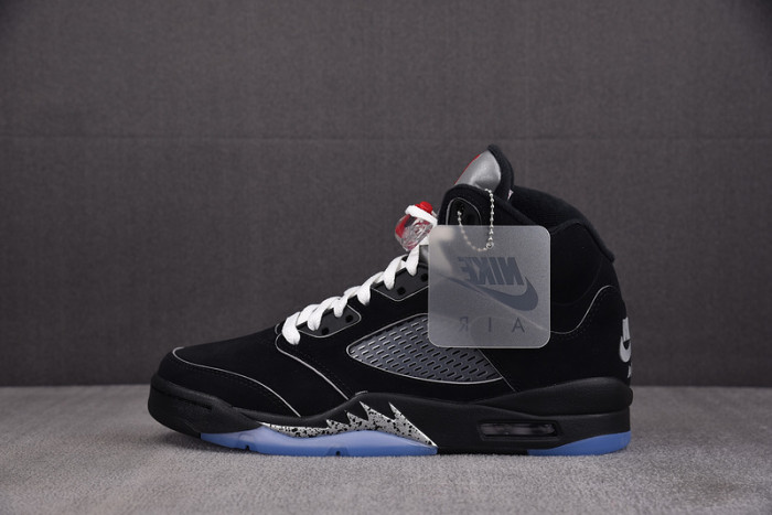 Air Jordan 5 “Black Metallic Reimagined” HF3975-001