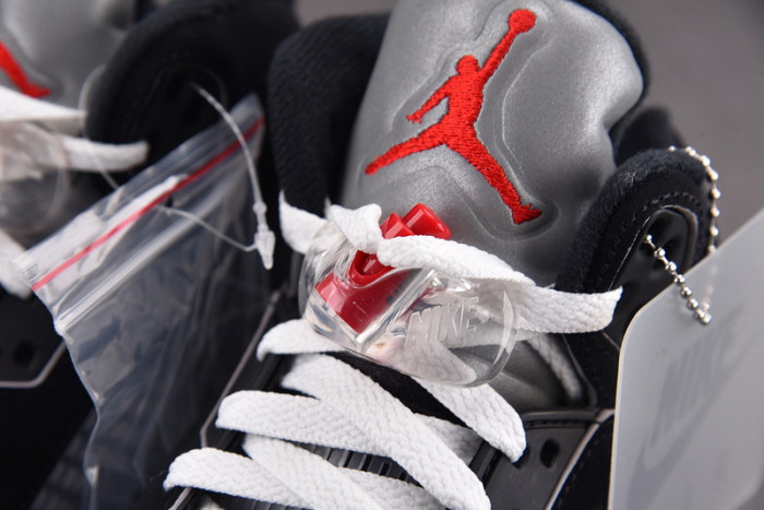 Air Jordan 5 “Black Metallic Reimagined” HF3975-001