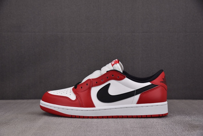 Air Jordan 1 Retro Low OG Chicago (2025)  HQ6998-600