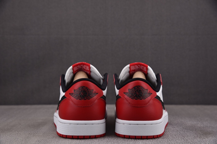 Air Jordan 1 Retro Low OG Chicago (2025)  HQ6998-600