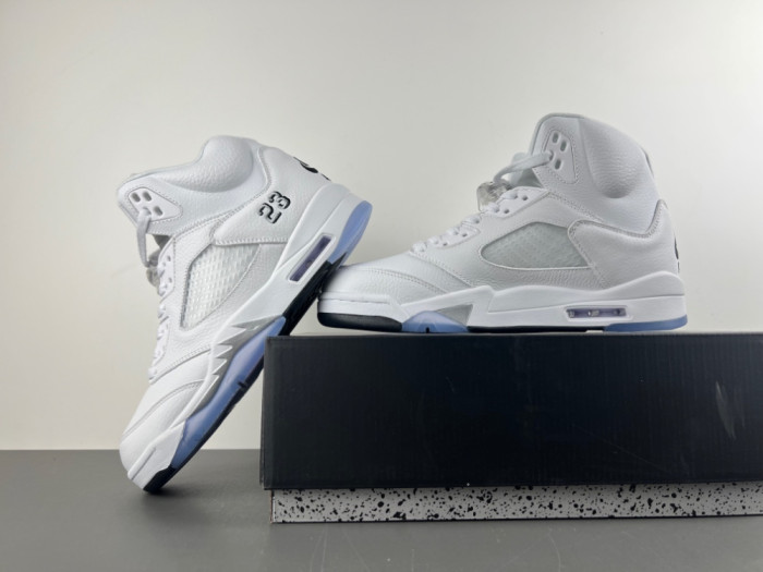 Air Jordan 5 Retro White Metallic (2026)  HQ7978-103
