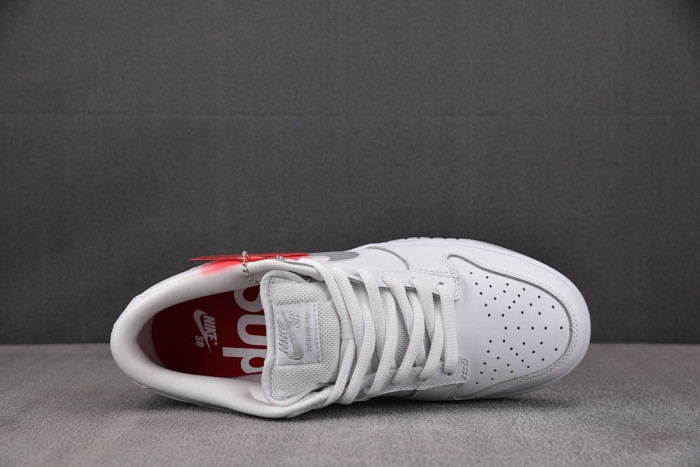 Nike SB Dunk Low S*pr1m1 94 White Metallic Silver  HQ8487-100