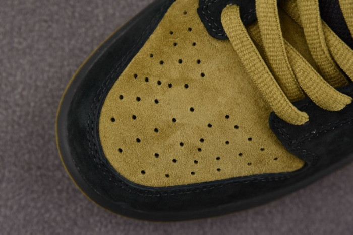 Nike SB Dunk Low S*pr1m1 94 Camper Green HQ8487-300