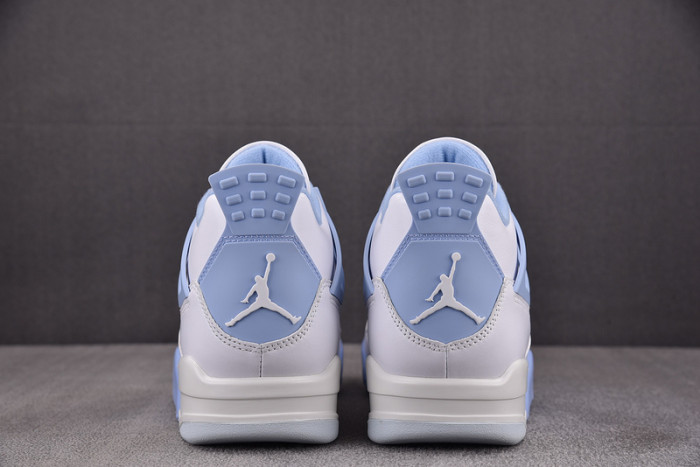 Air Jordan 4 Retro Forget Me Not (Women