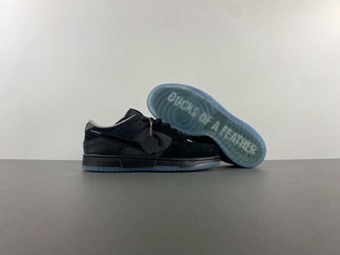 Nike Dunk Low Ducks of a Feather Black University of Oregon PE HV1470-001