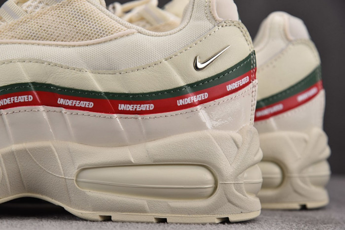 Nike Air Max 95 SP Undefeated Sail IB4453-100